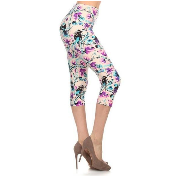   Essentials Women's Active Sculpt Mid Rise Capri Legging,  Pastel Pink Abstract Floral, Small : Clothing, Shoes & Jewelry